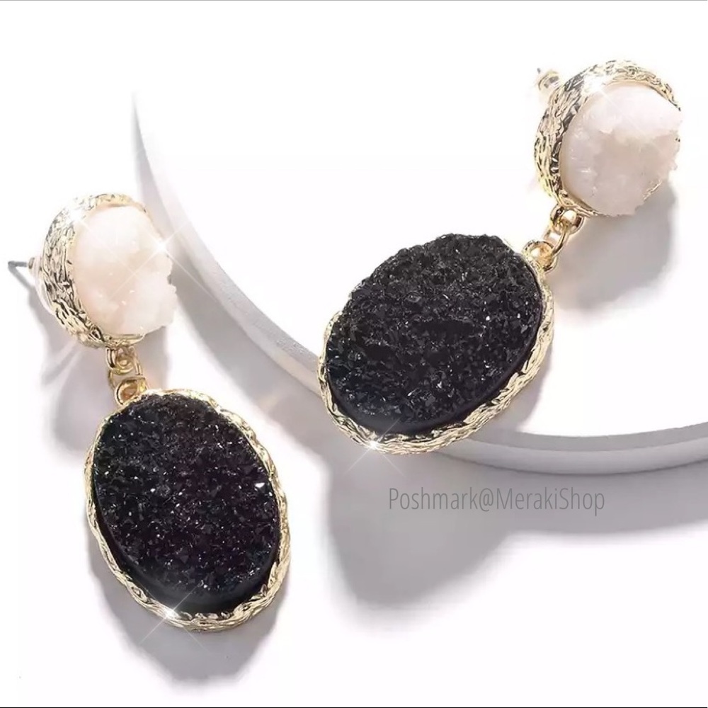 Anthropologie Gold Plated Black Cream Druzy Drop Earrings